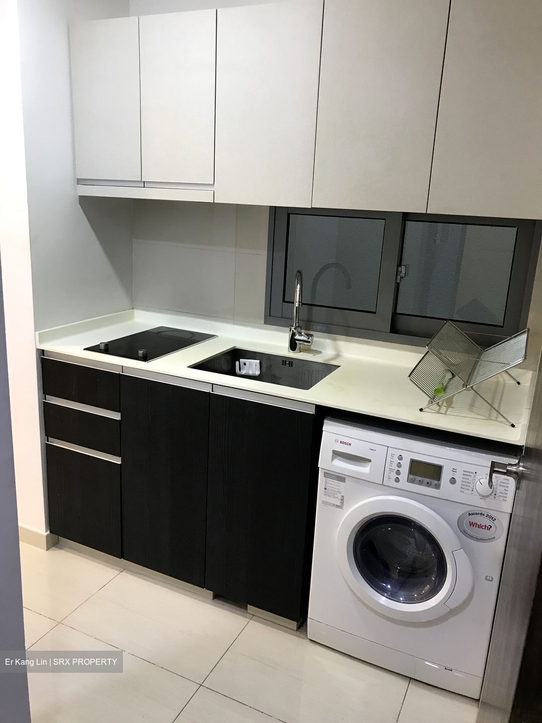 Suites 28 (D14), Apartment #492539431